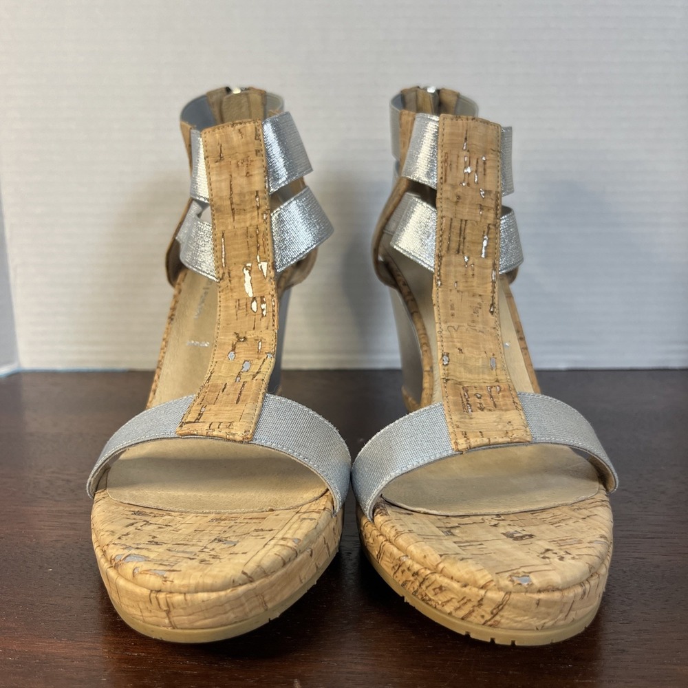 Donald J Pliner Majio T-Strap $280 Cork Wedge Heels Size 10 Silver Metallic Shoe - Picture 2 of 11